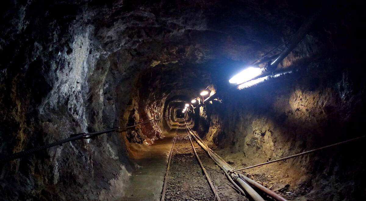 The mines of Elba Island
