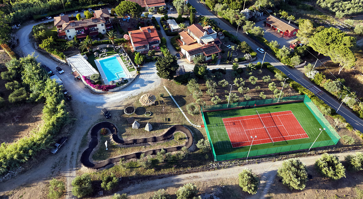 Tennis
